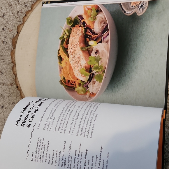 Pimp My Noodles Hardcover Cookbook Kathy Kordalis 2017 Hardie Grant Books - Picture 5 of 6